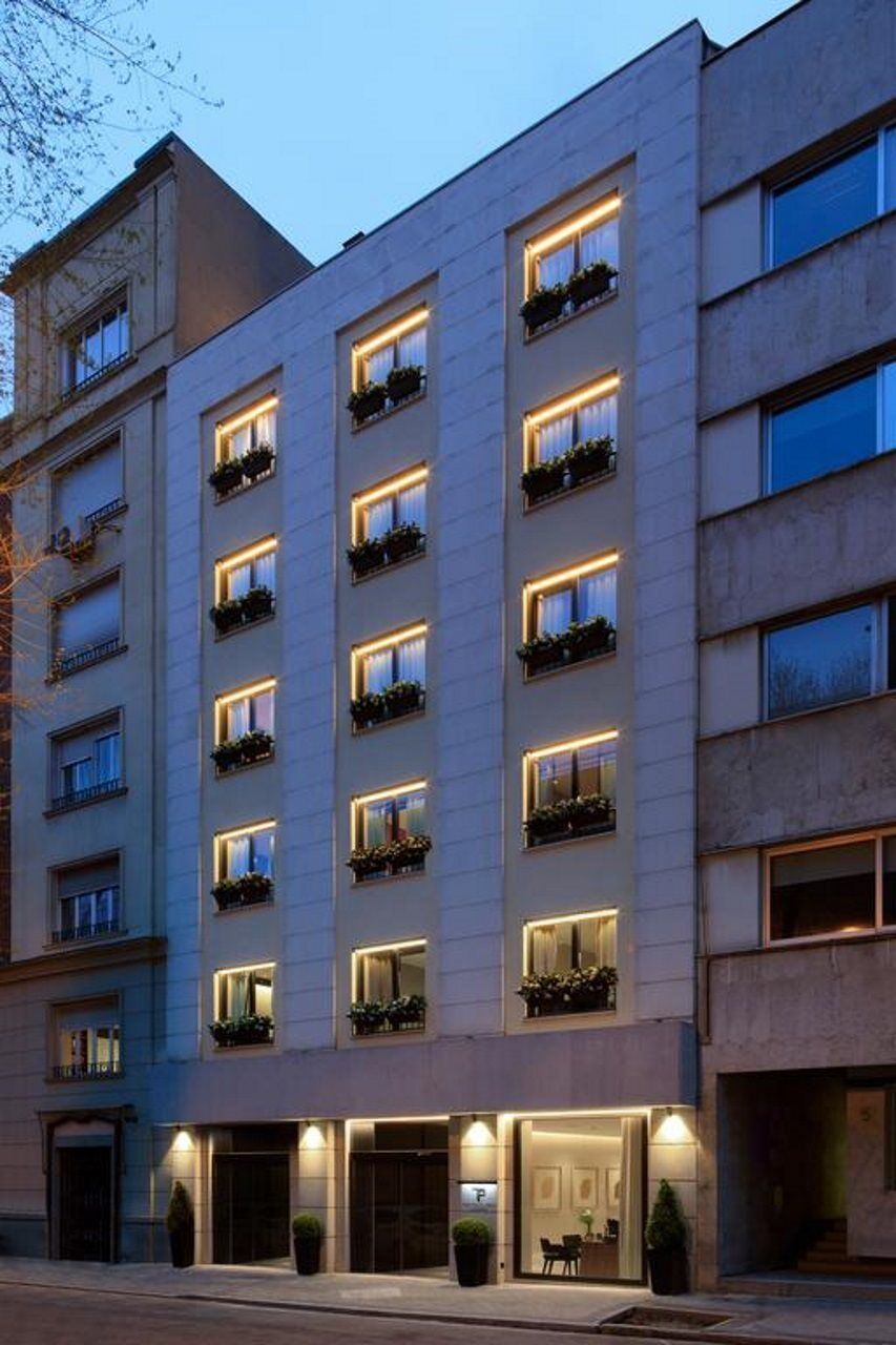 The Pavilions Madrid Hotel Exterior photo